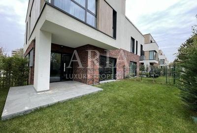 Casă individuală cu 5 camere în Pipera