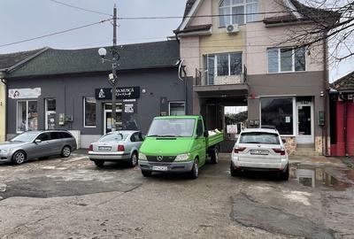 Spațiu comercial, de 50 mp, în Central - 7