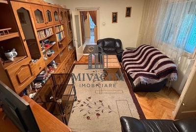Apartament cu 3 camere semidecomandat în Calea București - 8