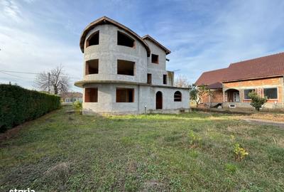 Casă cu 3 camere în Zimandu Nou - 4