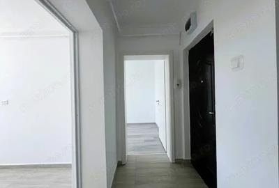Apartament cu 3 camere semidecomandat în Central - 9