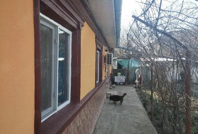 Casă cu 4 camere cu Teren 526 Mp în Central - 2