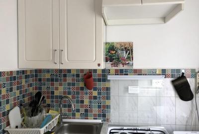 Garsonieră decomandată, mobilată în 1 Mai - 3