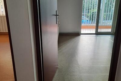 Proprietar,vand ap. 3 camere central, (Str. Moldovei 17), 73mp - 6