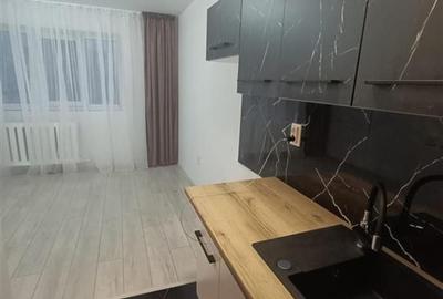 Vanzare camera de camin renovata complet baie proprie - 2