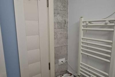 Garsonieră decomandată în Central - 7