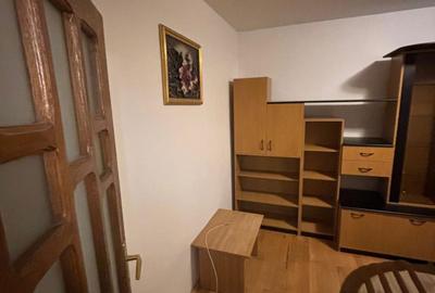 Garsonieră semidecomandată în Central