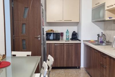 Apartament cu 3 camere semidecomandat, mobilat în Iancului - 3