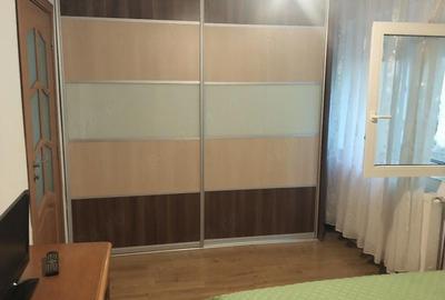 Apartament cu 2 camere decomandat în Traian - 2