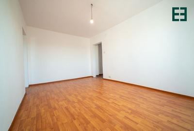 Apartament cu 3 camere etajul 4 Cartierul A. Vlaicu - Arad - 5