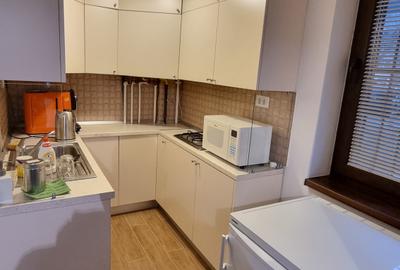 Garsoniera Brancoveanu, Alunisului, parter, curte proprie, bloc 2015 Garsoniera Brancoveanu, Alunisului, parter, curte proprie, bloc 2015 - 6