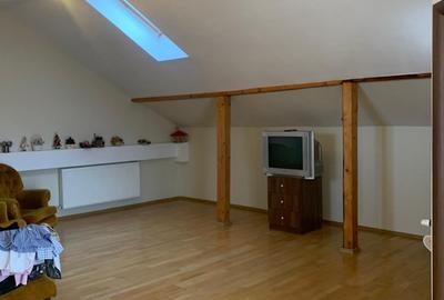 Casă cu 6 camere cu Canalizare în Voluntari - 23