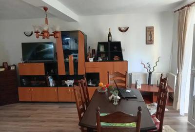 Casa de vanzare - 1