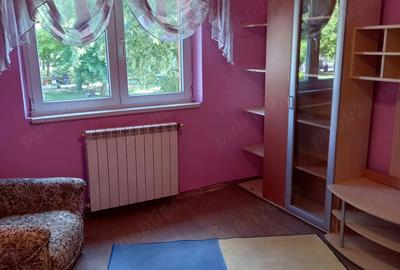 Apartament cu 4 camere decomandat în Govândari - 9