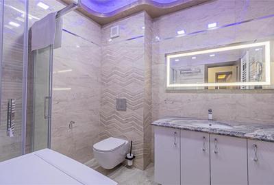 Apartament cu 4 camere decomandat, mobilat în Tractorul - 9