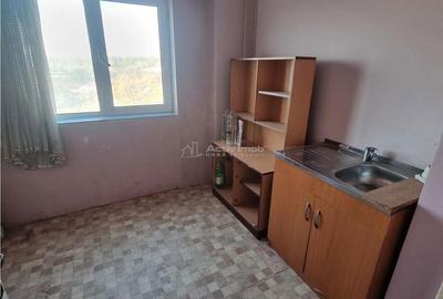 Garsonieră decomandată în Central - 7