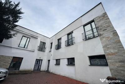 Casă cu 3 camere cu Teren 987 Mp în Central