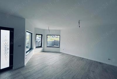 Casă cu 3 camere în Mărgineni - 2