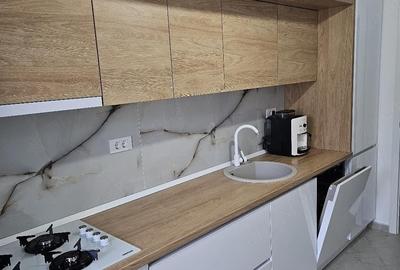 Apartament cu 2 camere decomandat în Apărătorii Patriei - 1