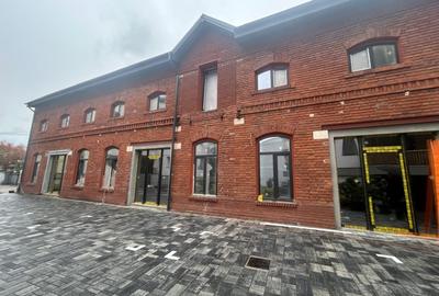 Birou, de 300 mp, în Central