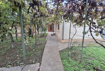 KM 5 - casa 4 cam + teren 686 mp (constructie renovabila) - 2