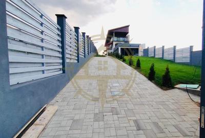 Casă cu 6 camere cu Teren 1000 Mp în Balotești - 2