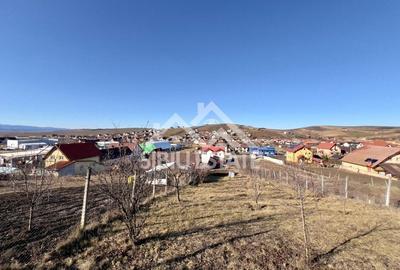 Casa duplex 100 mp utili, la intrare Sura Mare teren 1500 mp teren - 3