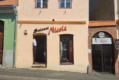 Spațiu comercial, de 80 mp, în Central - 2