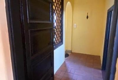 Calea Mosilor: Apartament cu 6 camere in vila, ideal comercial cu trafic redus ! - 4