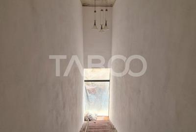 Spatiu comercial de inchiriat pe Lucian Blaga in centru Sebes - 6