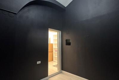 Spațiu comercial, de 35 mp, în Central - 3