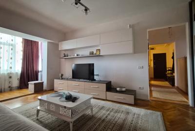 Apartament cu 4 camere decomandat, mobilat în Trocadero - 2