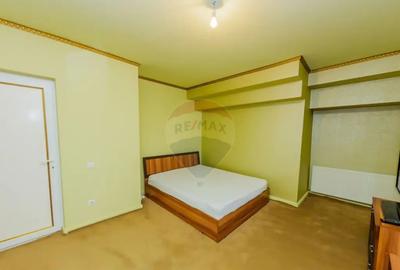 Casă cu 5 camere cu Teren 1200 Mp în Mocira - 12