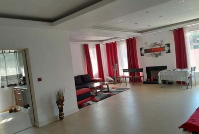Casă în Central - 9