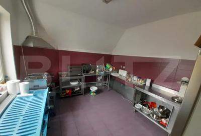 Casă cu 3 camere în Central - 14