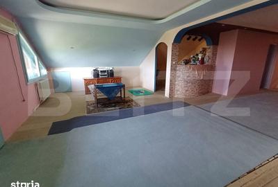 Casă cu 8 camere cu Teren 1500 Mp în Central - 4