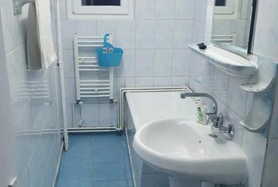 Proprietar.Ap.3 cam,P 9, 430 euro - 6