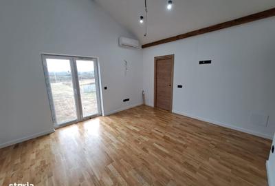 Casă cu 8 camere cu Teren 777 Mp în Șag - 7