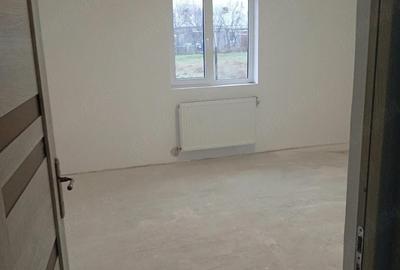 Casă cu 3 camere cu Teren 500 Mp în Pecineaga - 3