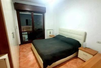 Apartament cu 2 camere decomandat în Drumul Taberei