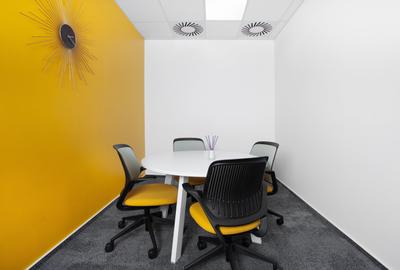 Acces all-inclusive la spațiu de birou profesional pentru 2 persoane | Primavera - 1