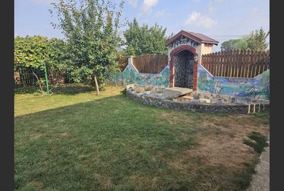Casă cu 10 camere cu Canalizare în Cordun - 2
