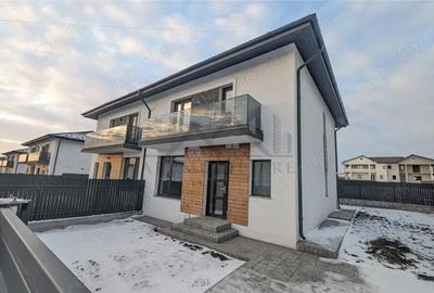 Casă cu 4 camere cu Teren 450 Mp în Valea Lupului - 4