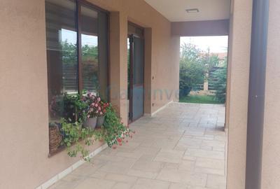 Casă individuală cu 4 camere cu Teren 700 Mp în Sud-Vest - 9