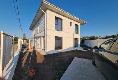 Otopeni-Casa in Triplex - 1