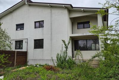 Casă individuală cu 3 camere cu Teren 458 Mp în Țegheș - 1