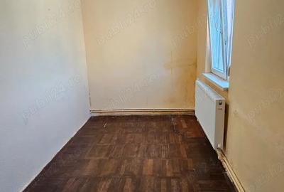 Apartament cu 3 camere semidecomandat, mobilat în Central - 2