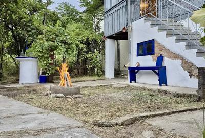 Casa locuibila la tara judetul Valcea zona pitoreasca