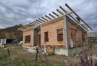 Casa noua ..cu 9 ari teren - 3