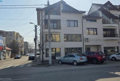 Birou, de 210 mp, în Central - 1